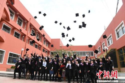 资料图:西北师范大学毕业典礼。 杨艳敏 摄 资料图:西北师范大学毕业典礼。 杨艳敏 摄